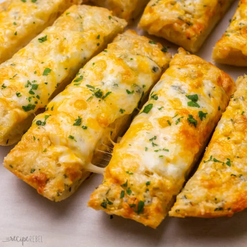 Cheesy Garlic Bread (4pc)